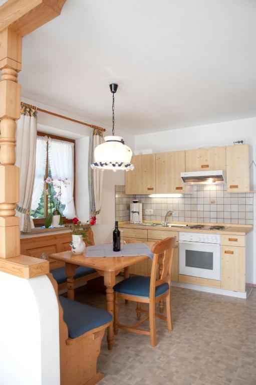 Landhaus Manuela & Haus Michael Leutasch Rom bilde