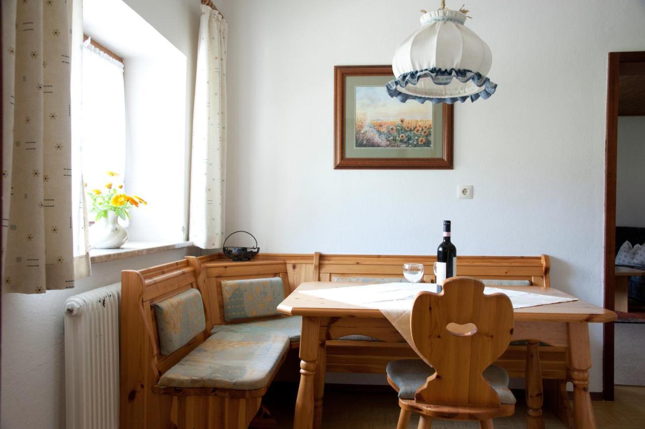Landhaus Manuela & Haus Michael Leutasch Rom bilde